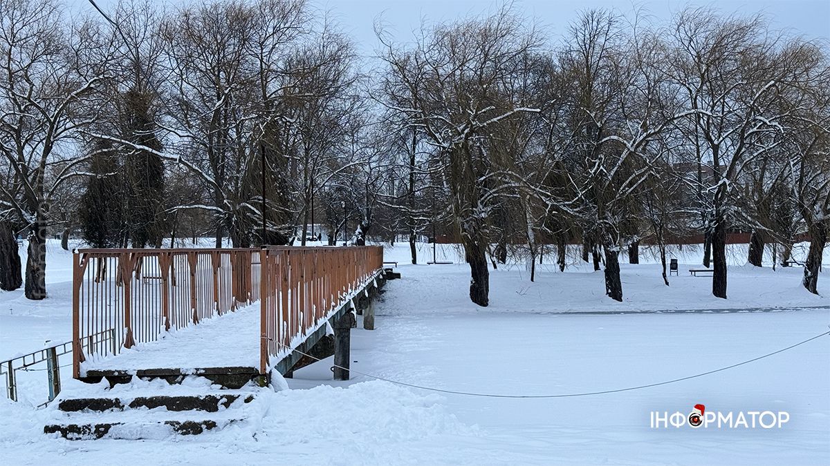 Зимовий ранок на озері в Коломиї: фоторепортаж 8
