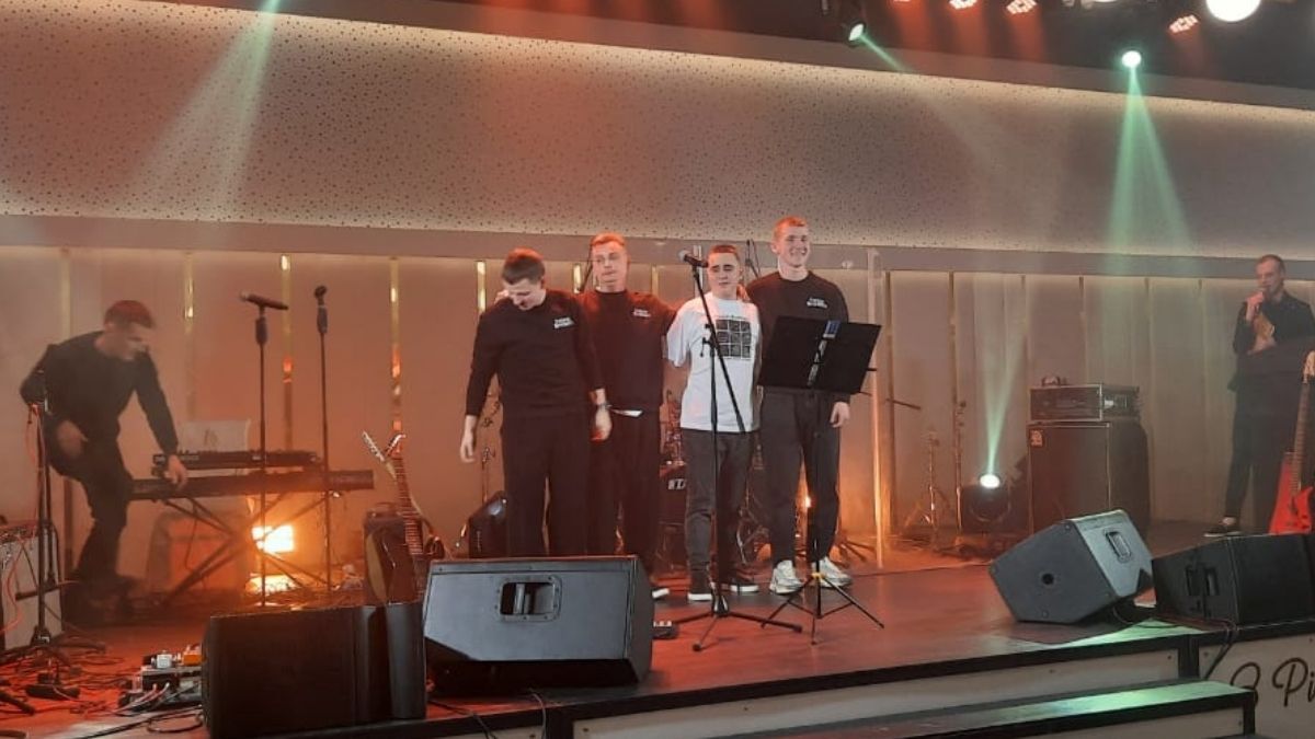 Різдвяний благодійний вечір у Яремче: 1,7 мільйона гривень на потреби військових 3