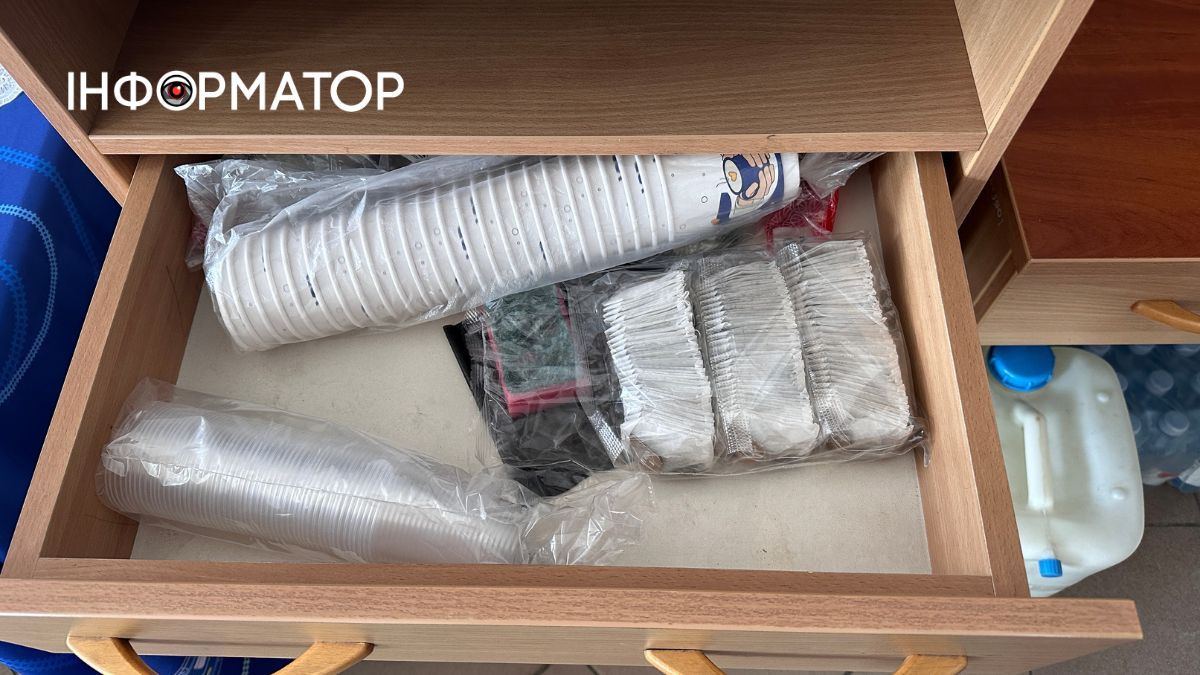 Залізна підтримка: як виглядає пункт незламності на вокзалі в Коломиї? 8