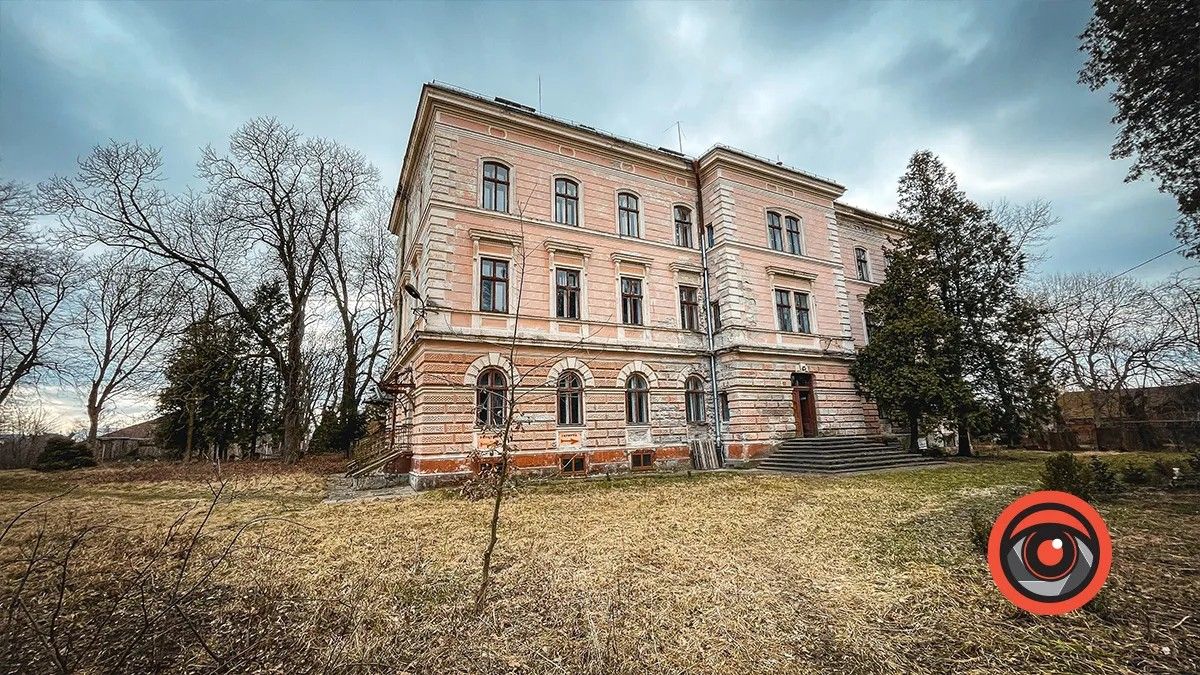 Прокуратура взяла верх: зберегти будівлі історичної тютюнової фабрики у Заболотові зобов'язали рішенням суду 8