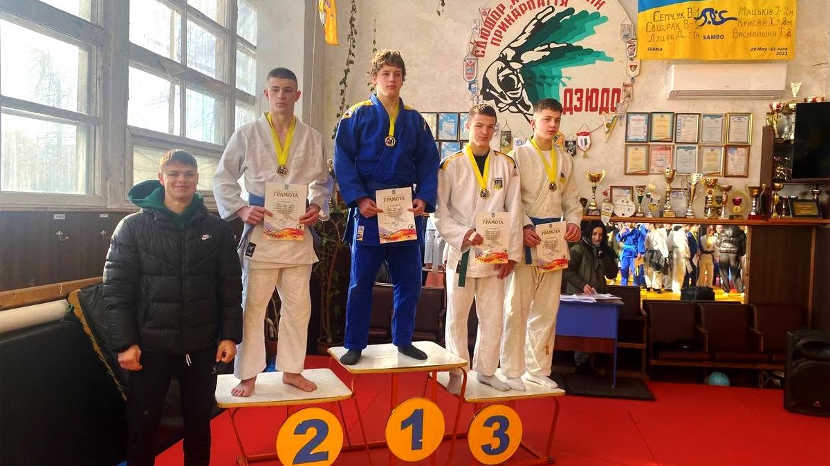 Надвірнянці здобули призові місця на чемпіонаті області з дзюдо 4