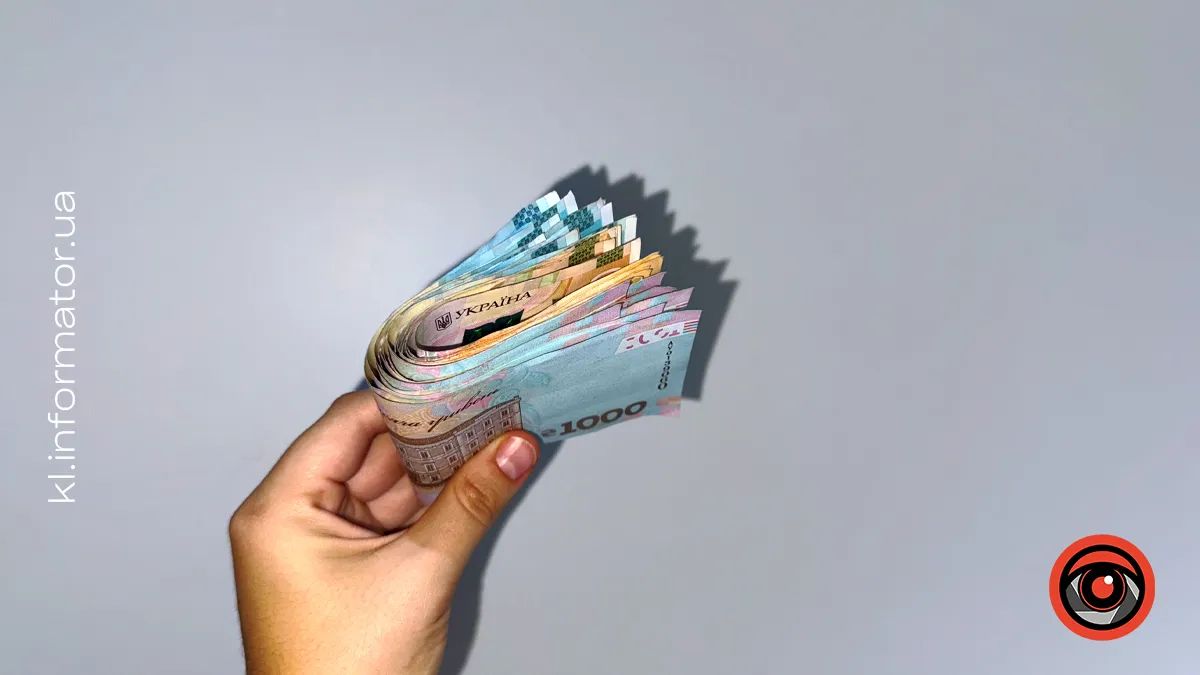 Шахраї ошукали двох мешканок Надвірнянщини