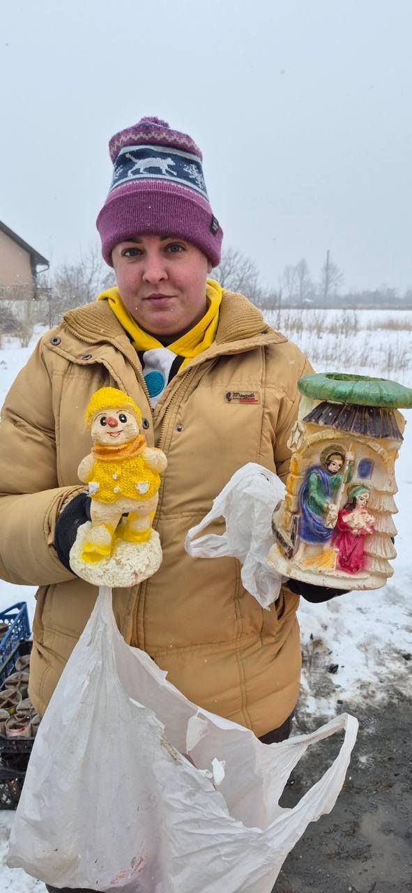 Пластуни з Коломиї виготовили понад 1300 окопних свічок для захисників України 2