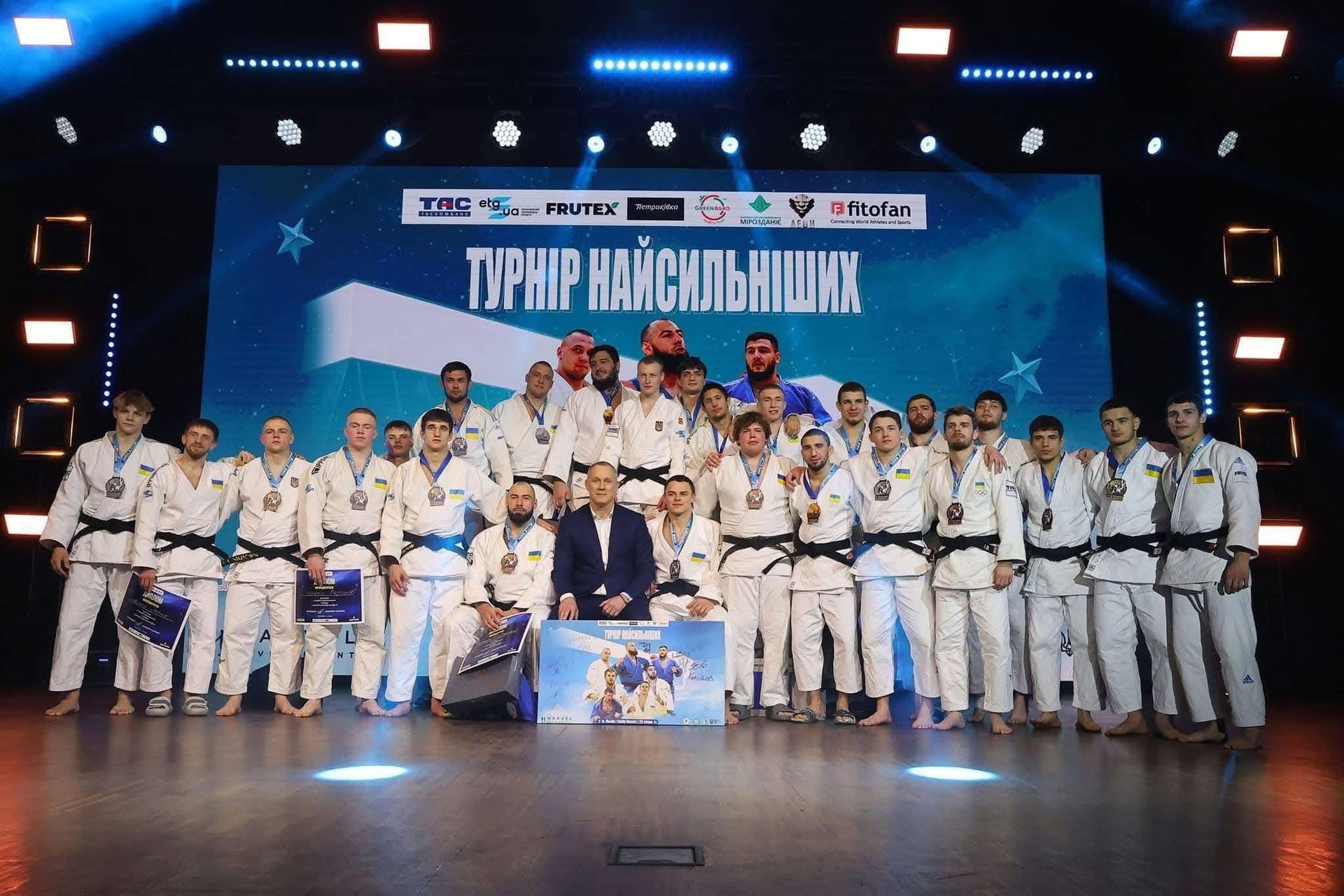 Надвірнянці вибороли призові місця на всеукраїнському турнірі з самбо 1