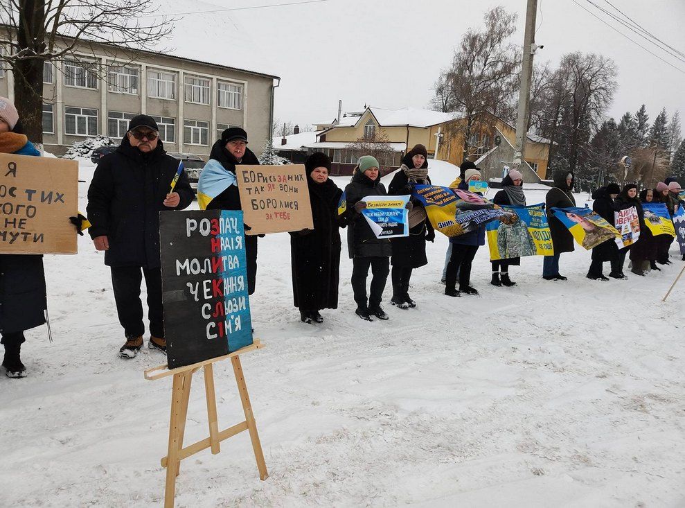 У Пʼядиках провели акцію на підтримку зниклих безвісти та військовополонених 8