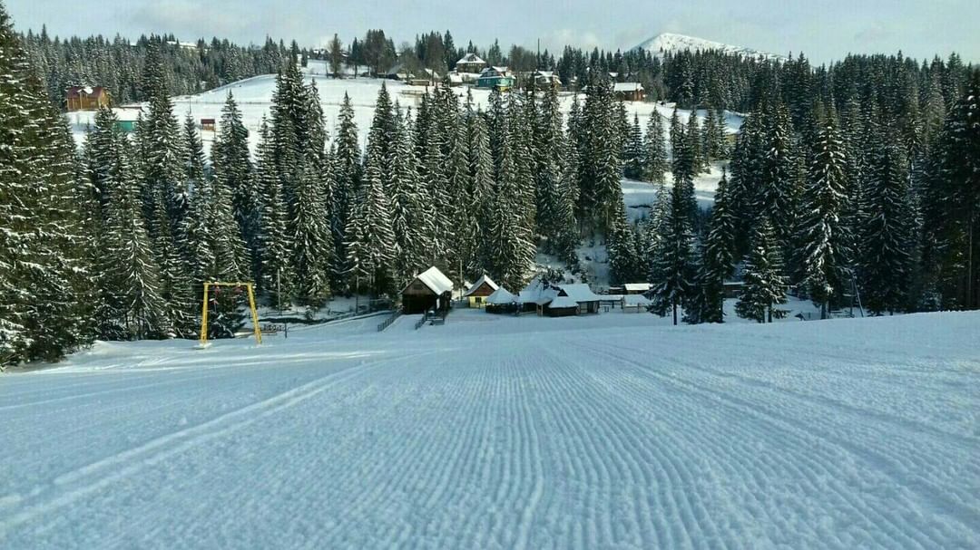 Гірськолижна траса у Яблуниці. Фото: Карпатіум