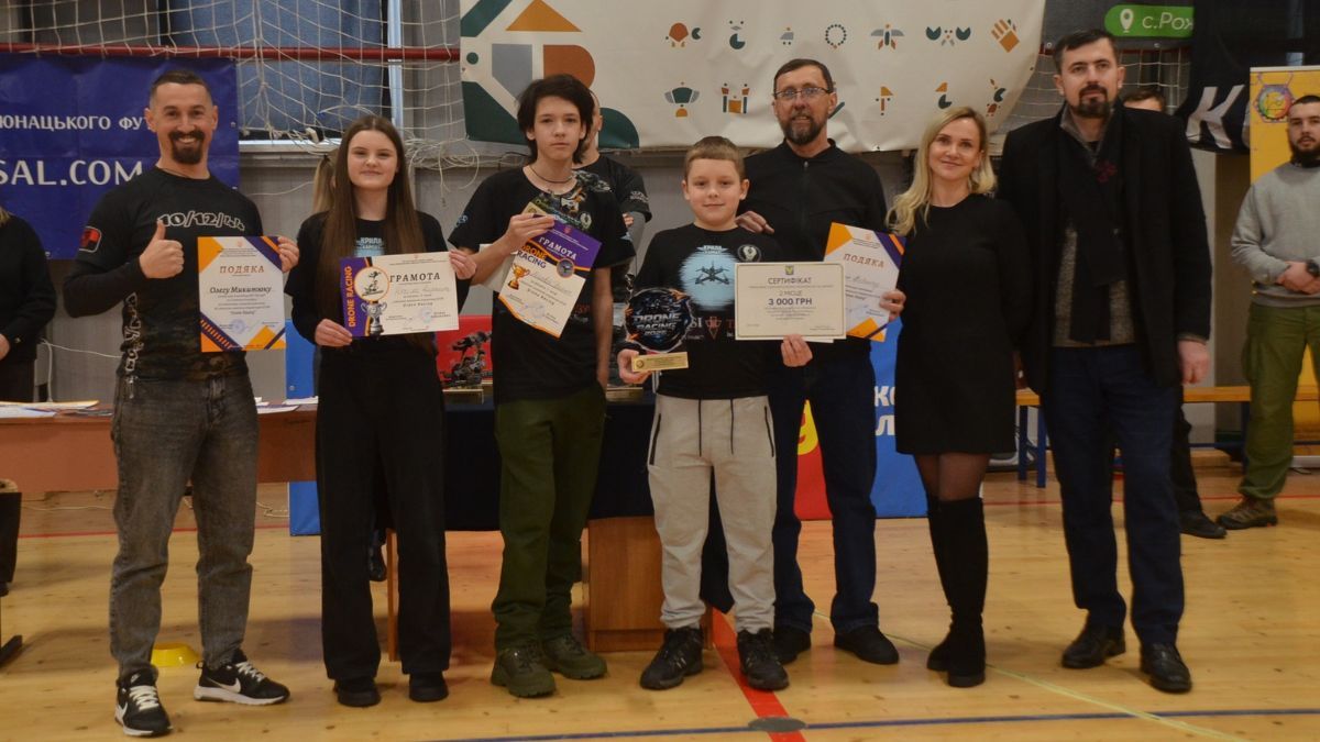 У Коломиї вдруге відбулися обласні змагання операторів БПЛА "Drone Racing" 3