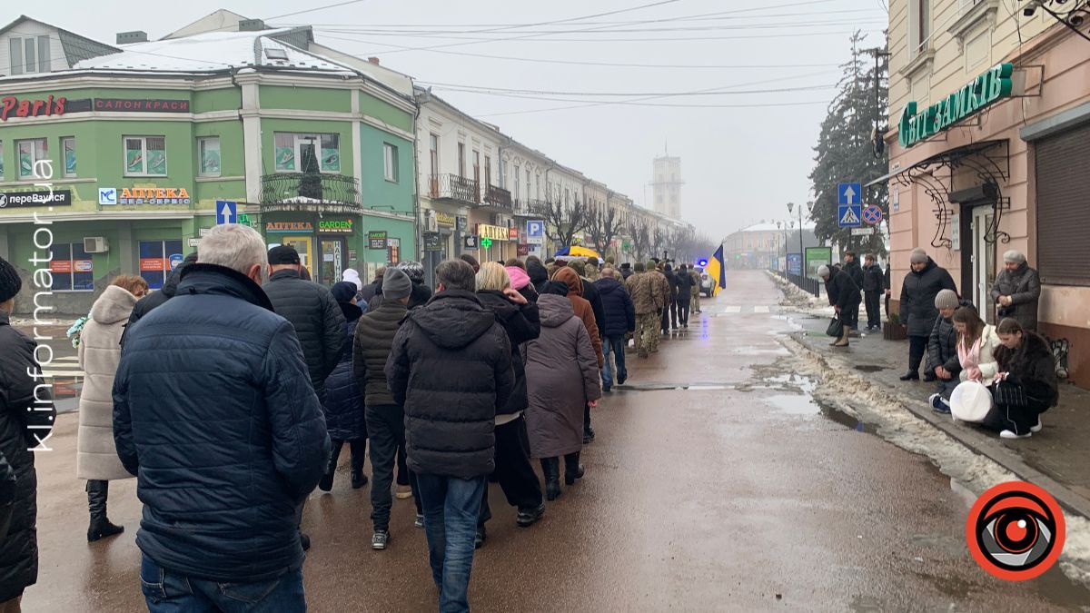 У Коломиї віддали шану загиблому захиснику Юрію Мельничуку 3