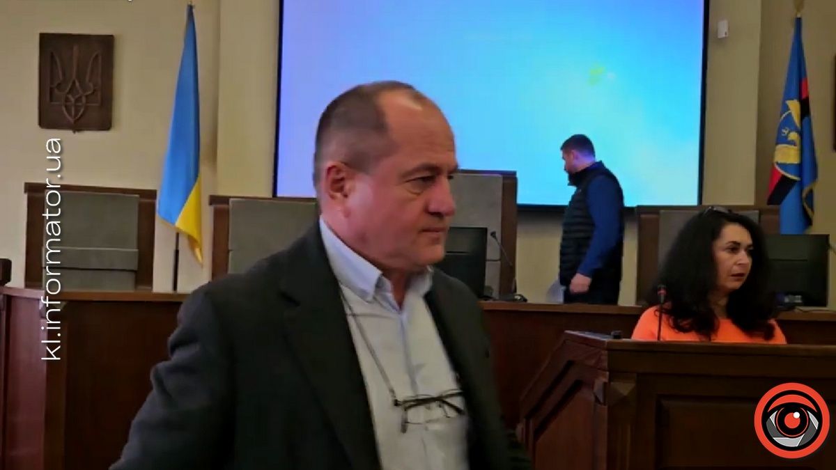 Два запитання і 60 грн на картці, але влада Коломиї виховательці слова так і не надала 2