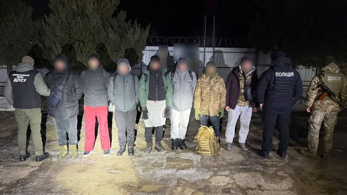 Незаконне переправлення сімох військовозобовʼязаних за кордон