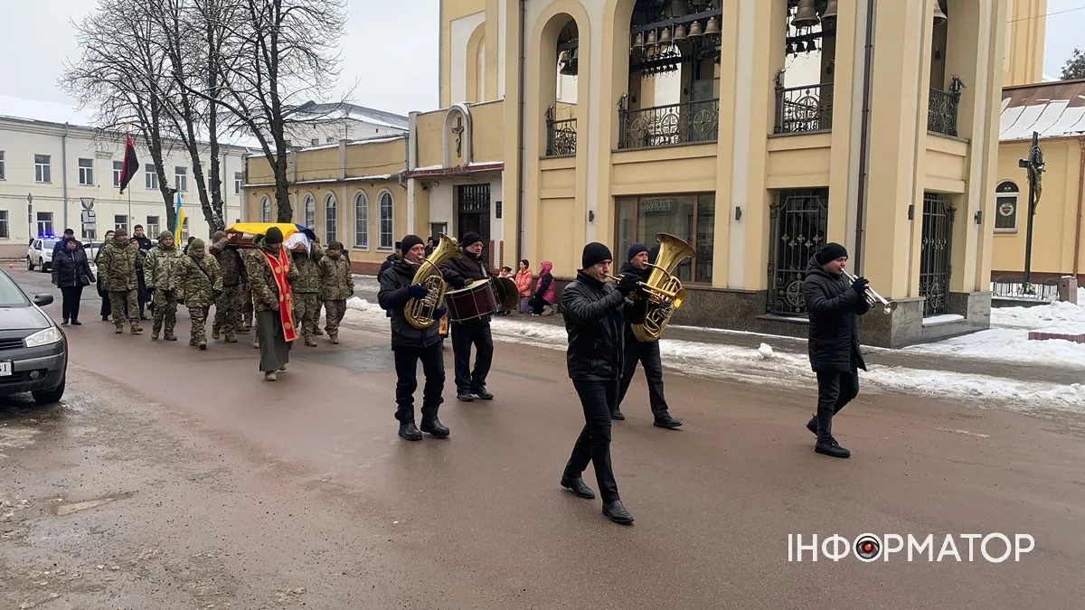 У Коломиї  зустріли загиблого захисника Сергія Задорожнього 2