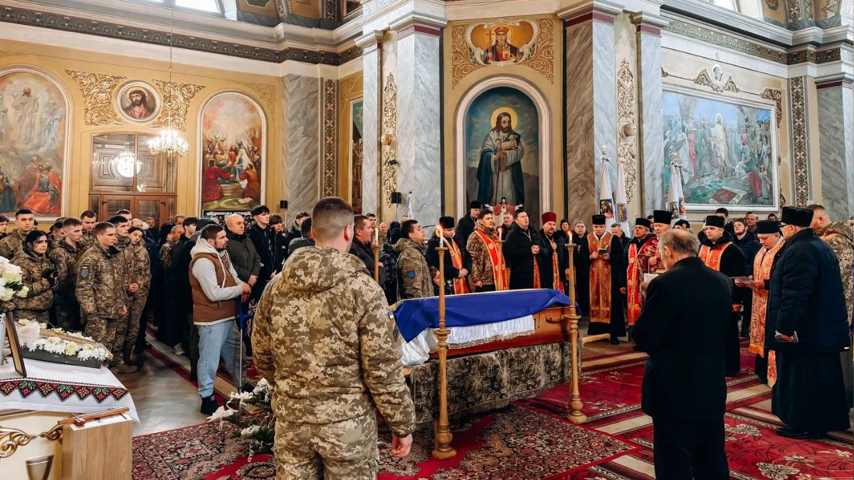 У Коломиї попрощались із загиблим воїном Сергієм Задорожнім 1