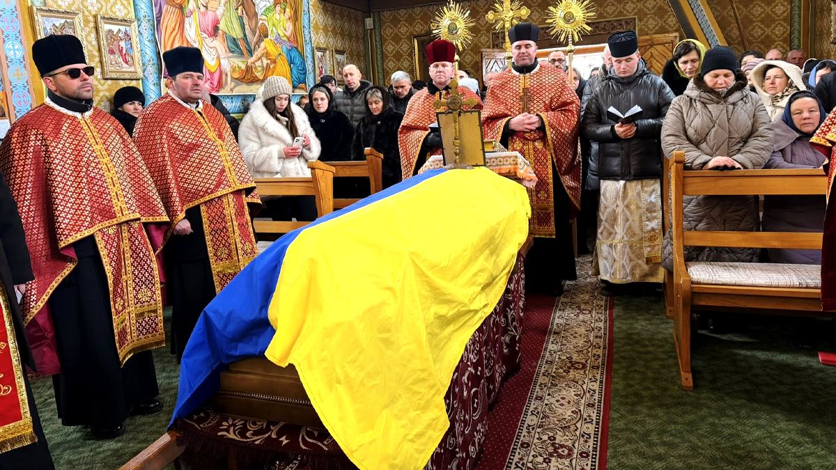 В останню путь на Надвірнянщині провели Ігоря Молотковського 7