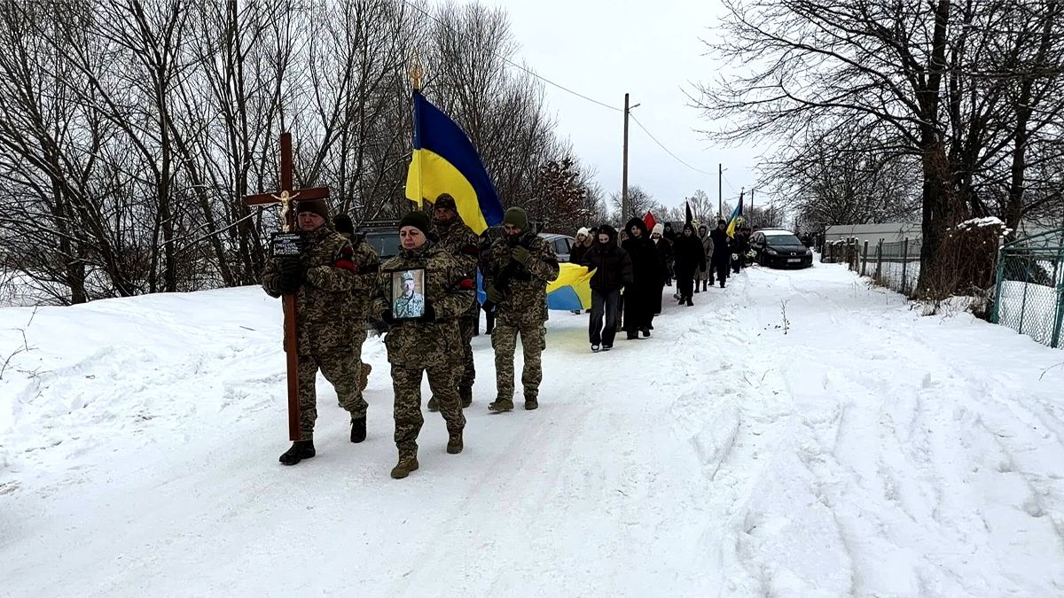 В останню путь на Надвірнянщині провели Ігоря Молотковського 4