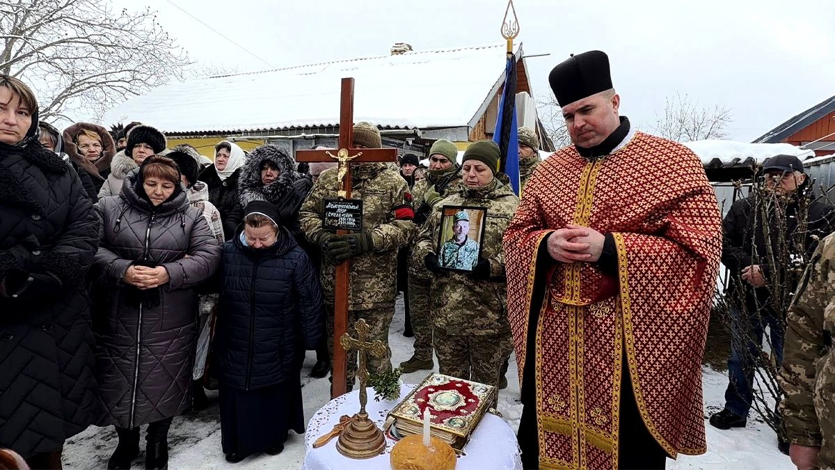 В останню путь на Надвірнянщині провели Ігоря Молотковського 3