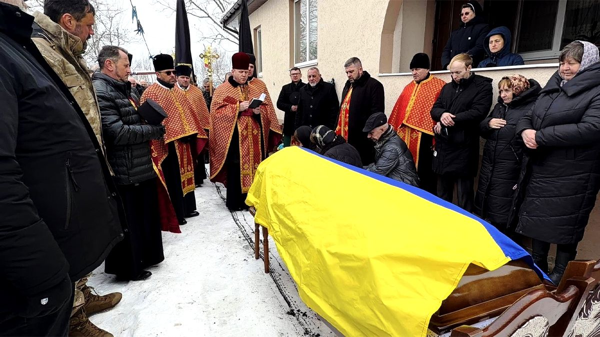 В останню путь на Надвірнянщині провели Ігоря Молотковського 2