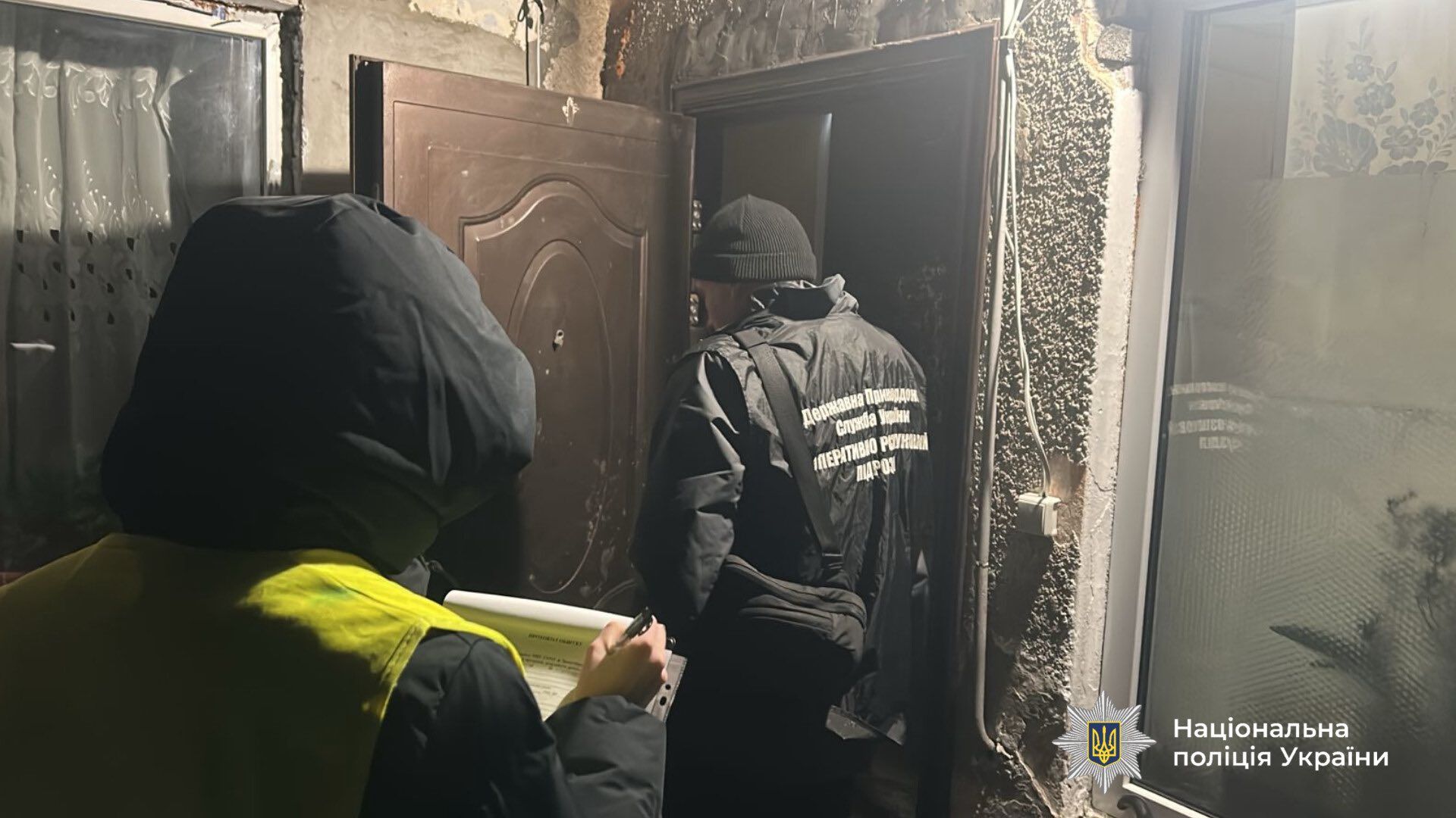 Затримання організаторів схеми незаконного переправлення за кордон. Фото: поліція Івано-Франківської області