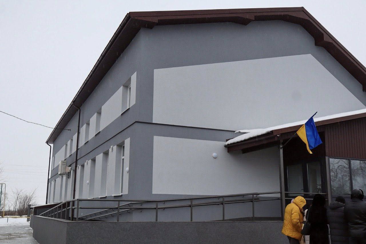 За 25 млн грн оновили спальний корпус психоневрологічного інтернату в Снятині 5