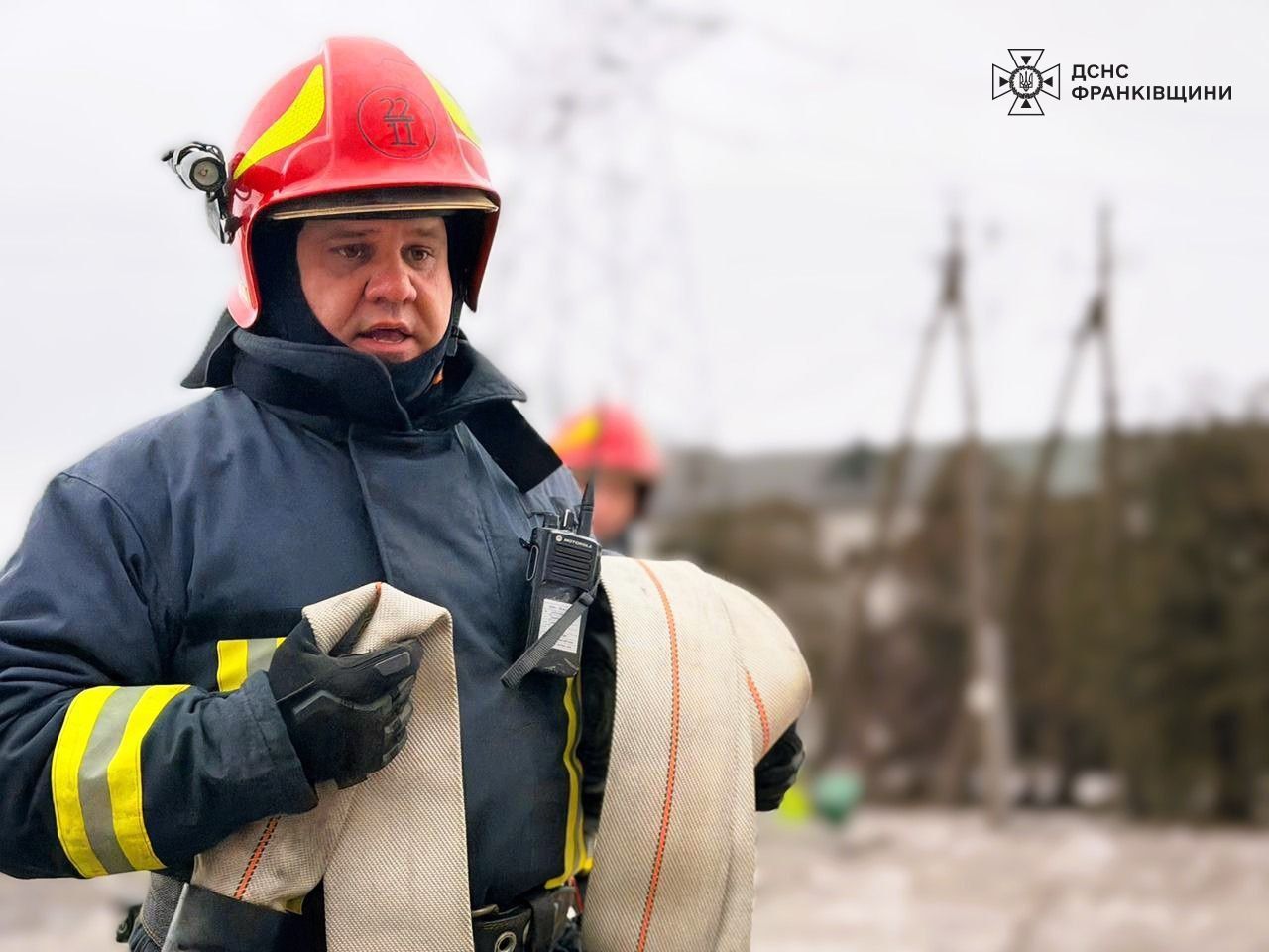 Внаслідок обстрілу на Прикарпатті виникла пожежа на об’єкті критичної інфраструктури 6