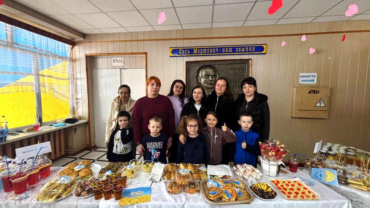 На Городенківщині вшанували пам'ять письменника Леся Мартовича й зібрали понад 16 тисяч гривень для ЗСУ 2