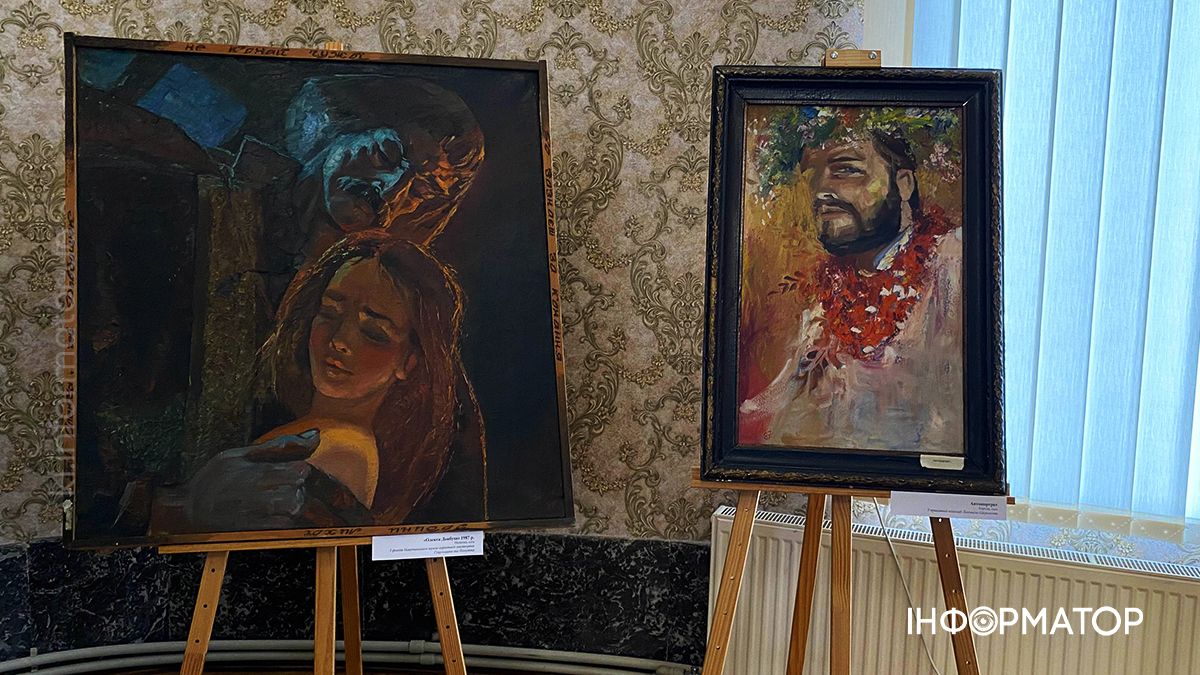 «Згусток енергії»: у Коломиї відкрили виставку робіт Андрія Шпака 6