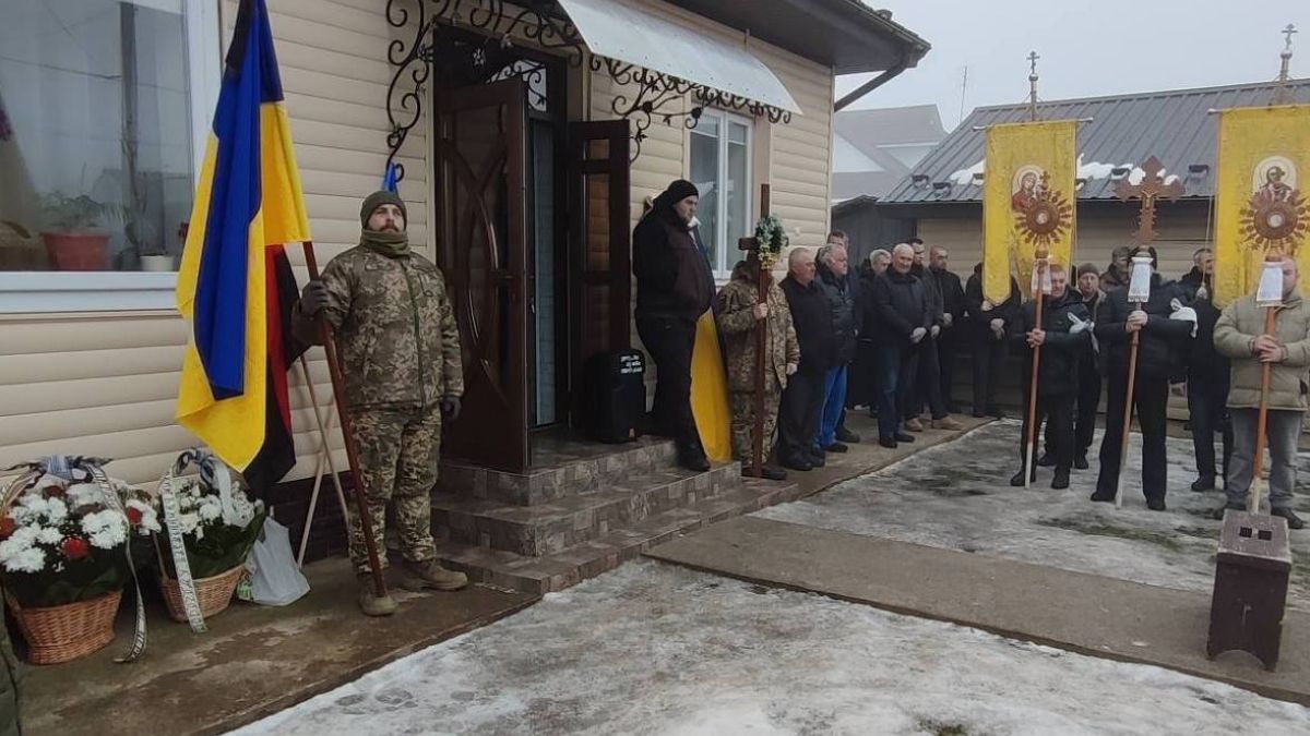 На Коломийщині попрощалися із захисником Михайлом Лесюком 1