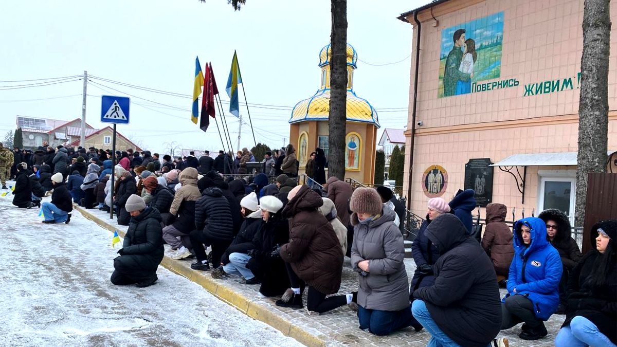 На вічний спочинок у Городенку повернувся Андрій Шумовський 8