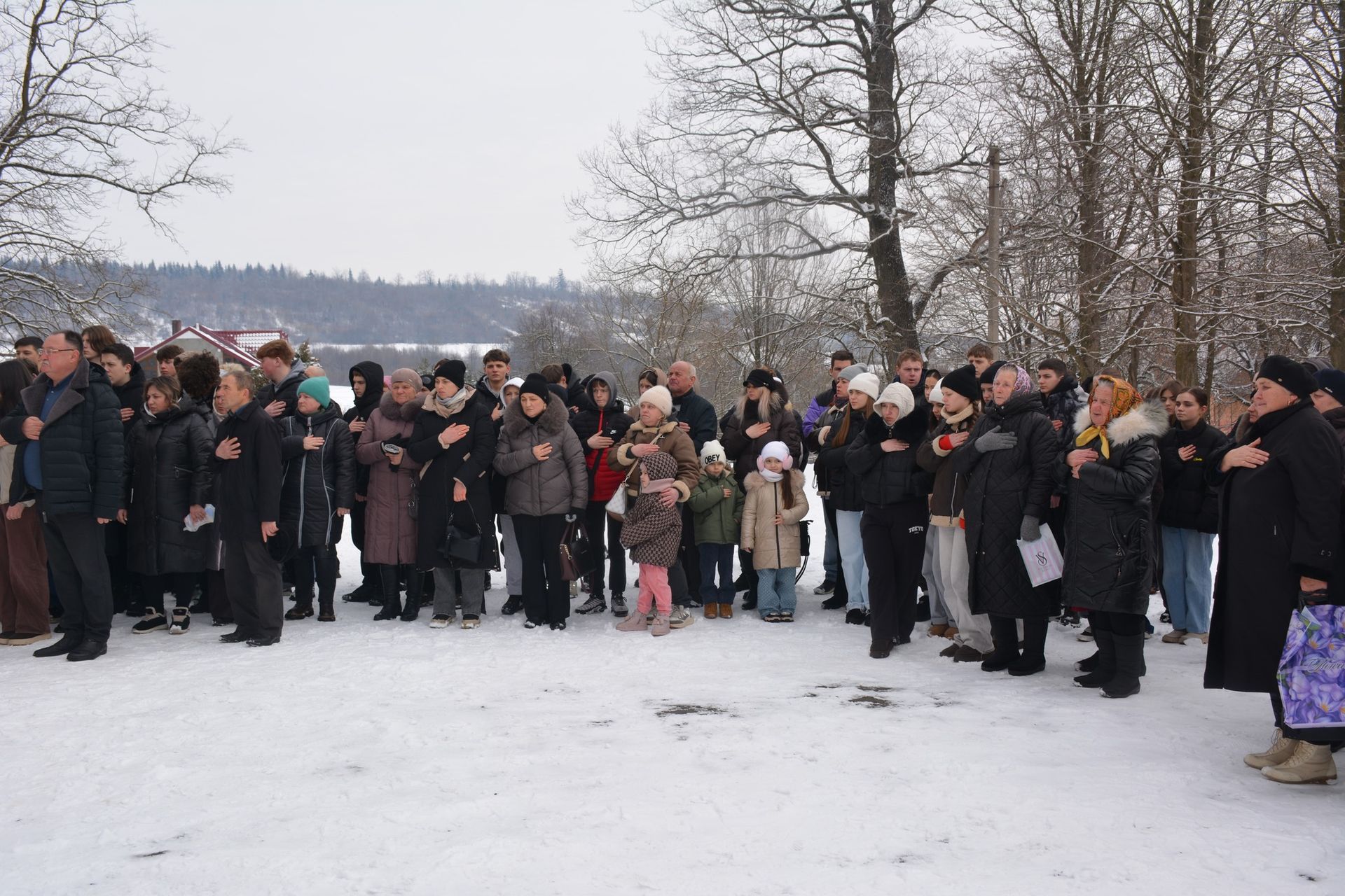 На Надвірнянщині підняли Прапор Надії та нагадали про полонених та безвістизниклих 7