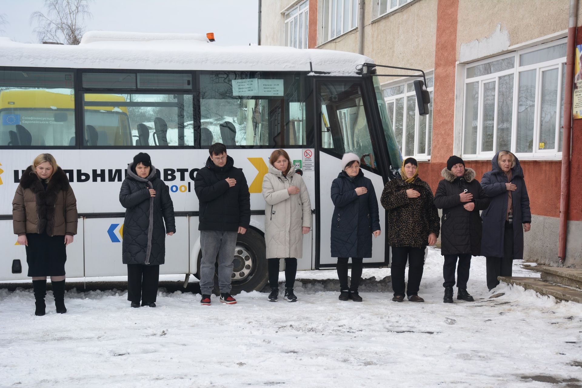 На Надвірнянщині підняли Прапор Надії та нагадали про полонених та безвістизниклих 8