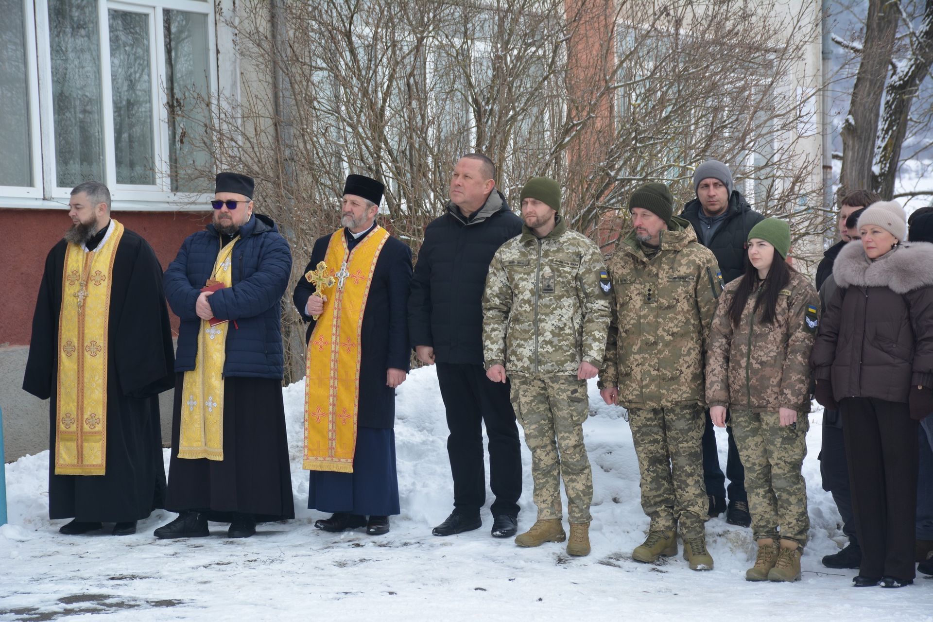 На Надвірнянщині підняли Прапор Надії та нагадали про полонених та безвістизниклих 10