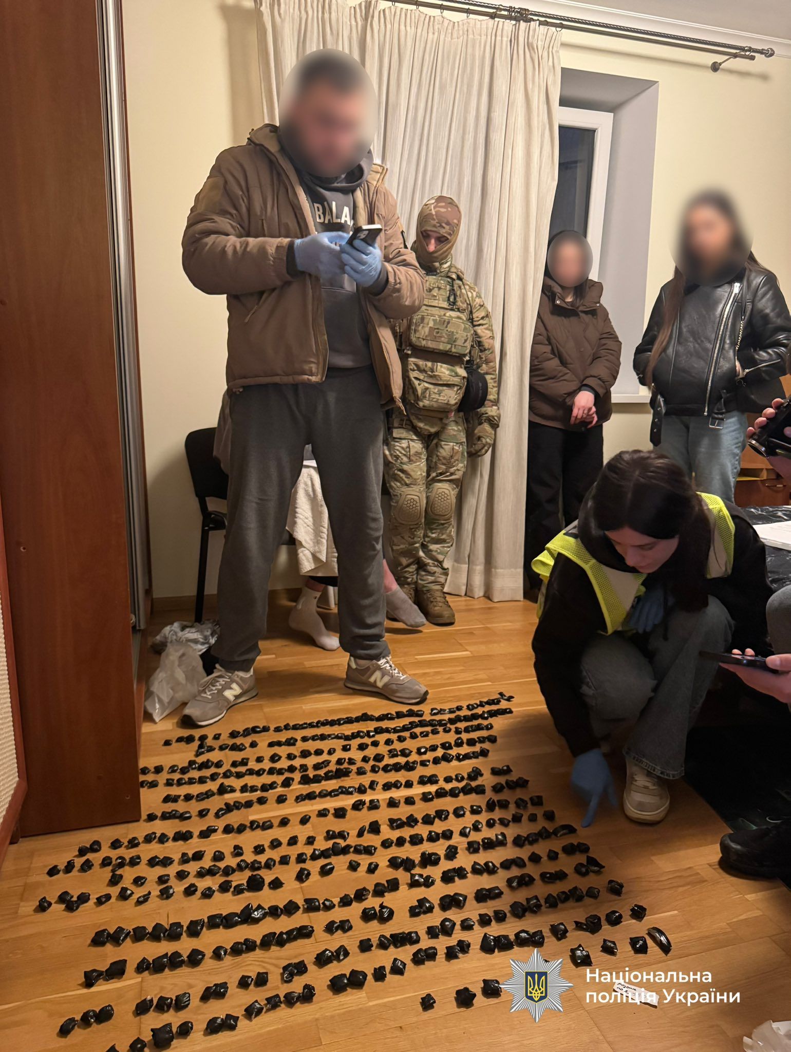 Затримання наркокартелю на Прикарпатті. Фото: поліція Івано-Франківської області