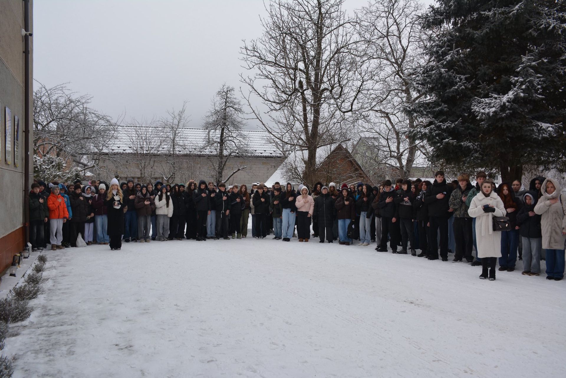 У Надвірній відкрили меморіальні дошки двом полеглим захисникам 5