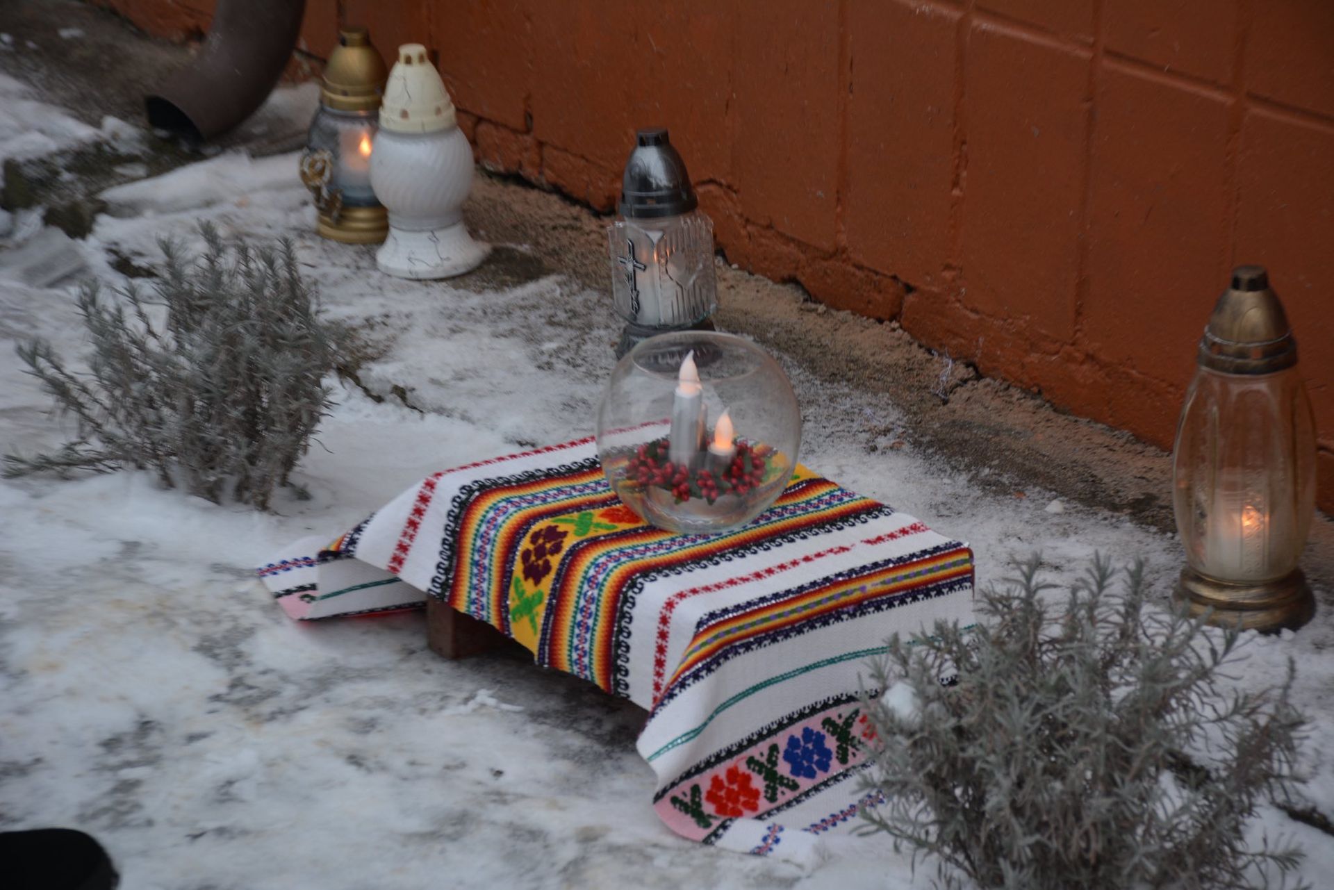 У Надвірній відкрили меморіальні дошки двом полеглим захисникам 9