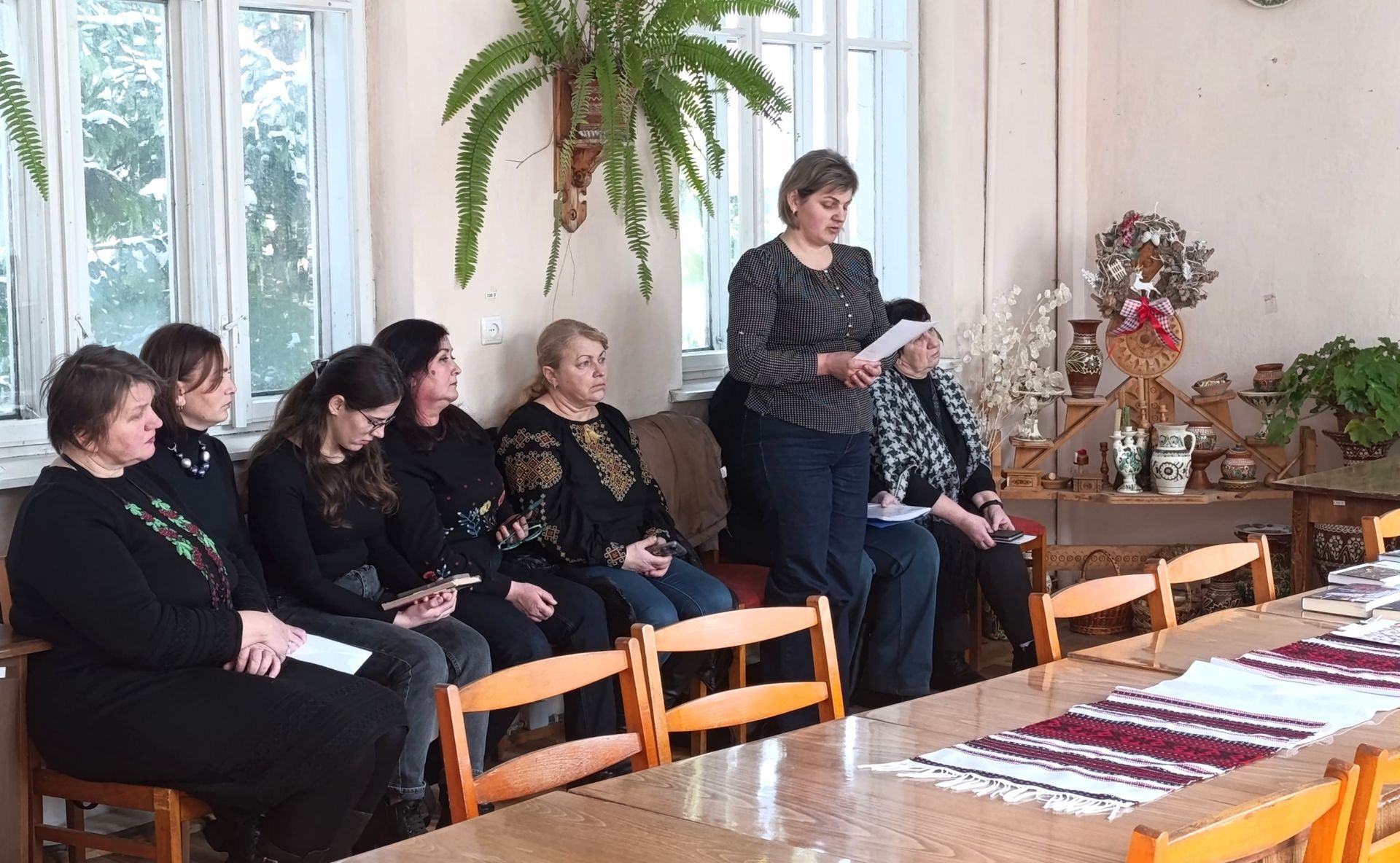 "Воюємо всі разом, єдність — наш закон": у Косові відбулася поетична зустріч пам’яті Максима Ємця 4