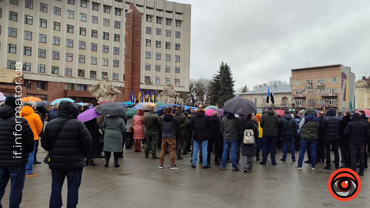 Алею віри і надії відкрили в Івано-Франківську. Фото 6