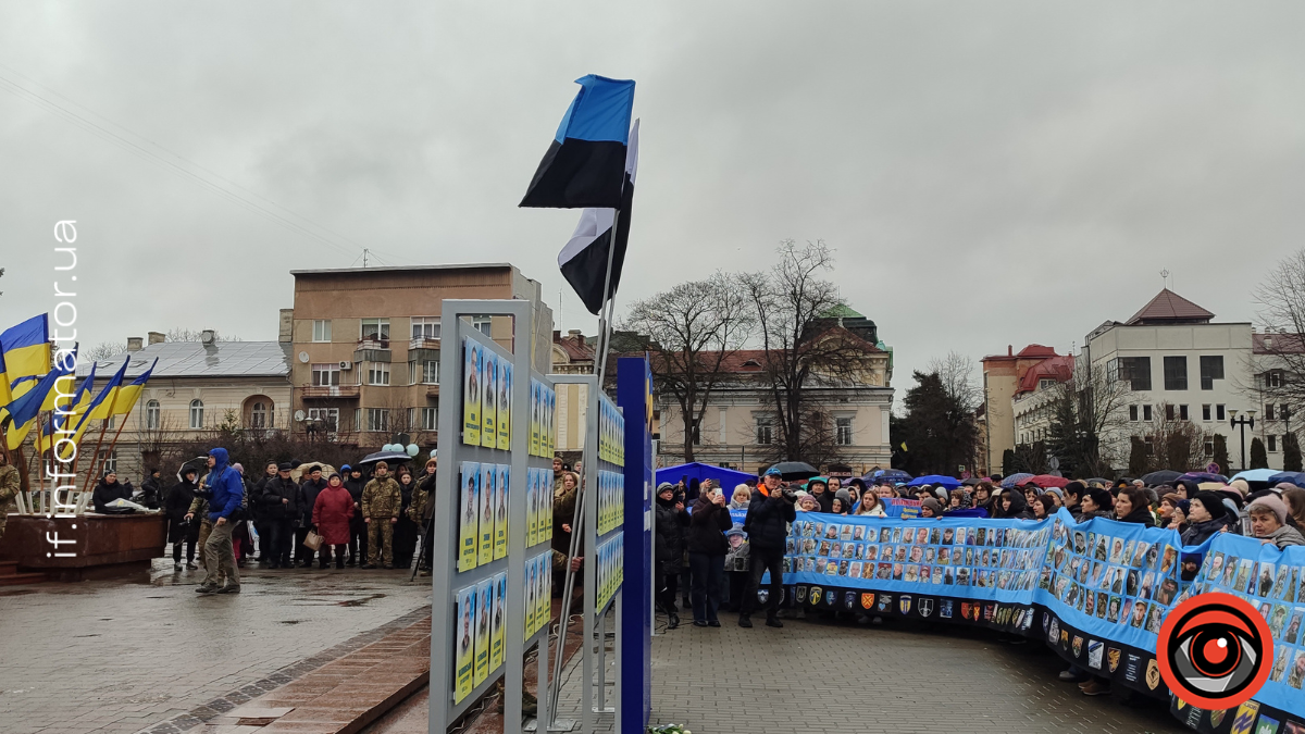 Алею віри і надії відкрили в Івано-Франківську. Фото 4