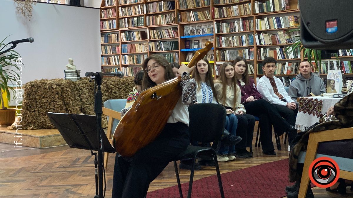 У Надвірній провели конкурс читців поезії Тараса Шевченка 3