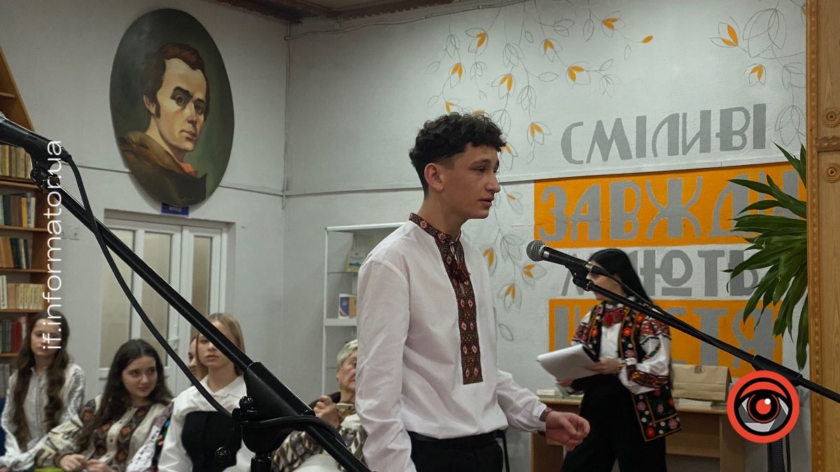 У Надвірній провели конкурс читців поезії Тараса Шевченка 5