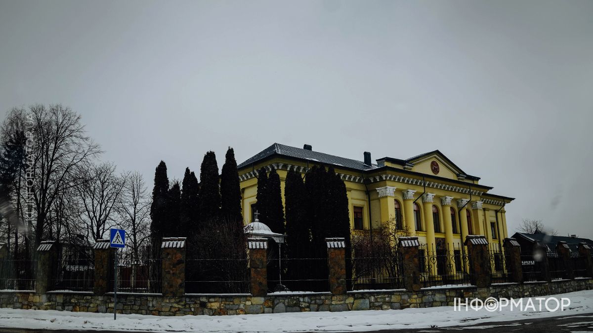 Застигла мить: фоторепортаж морозної та засніженої Коломиї у лютому 11