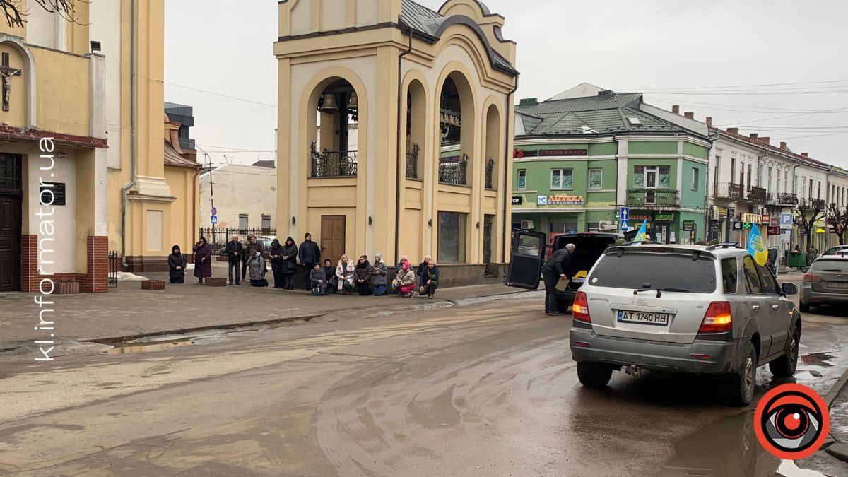 У Коломиї "на щиті" зустріли полеглого воїна Любомира Фотуйму 5