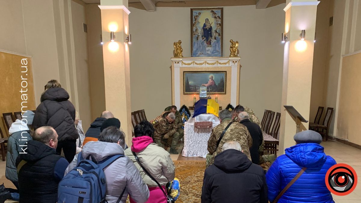 У Коломиї "на щиті" зустріли полеглого воїна Любомира Фотуйму