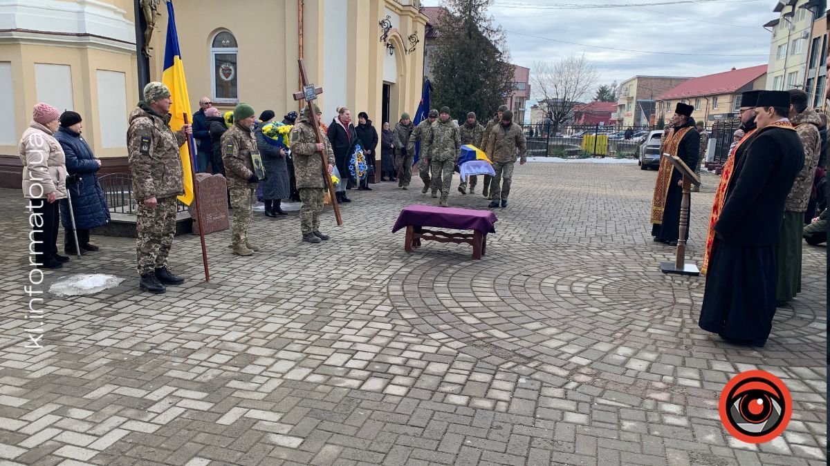 У Коломиї провели в останню путь Героя Любомира Фотуйму 2