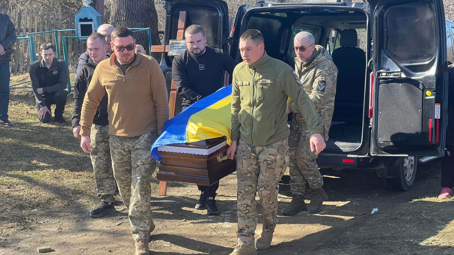 Зустріч скорботного кортежу загиблого захисника Сергія Бублика