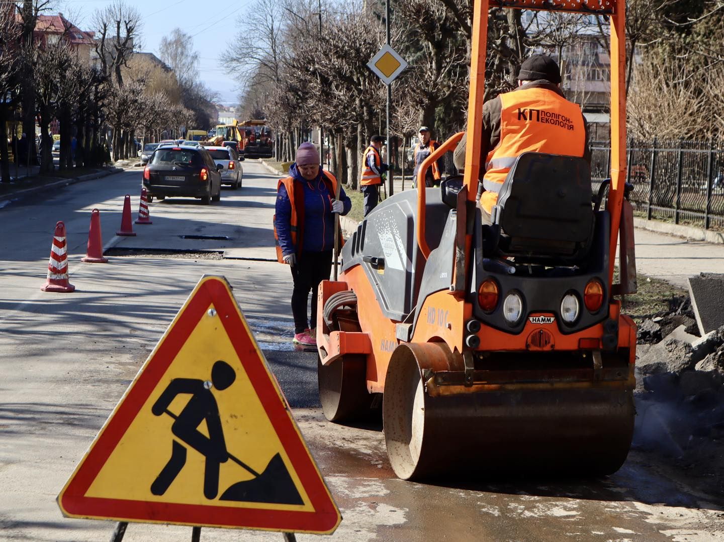 Ремонт дорожнього покриття по вулиці Січових Стрільців у Коломиї. Фото: Управління комунального господарства
