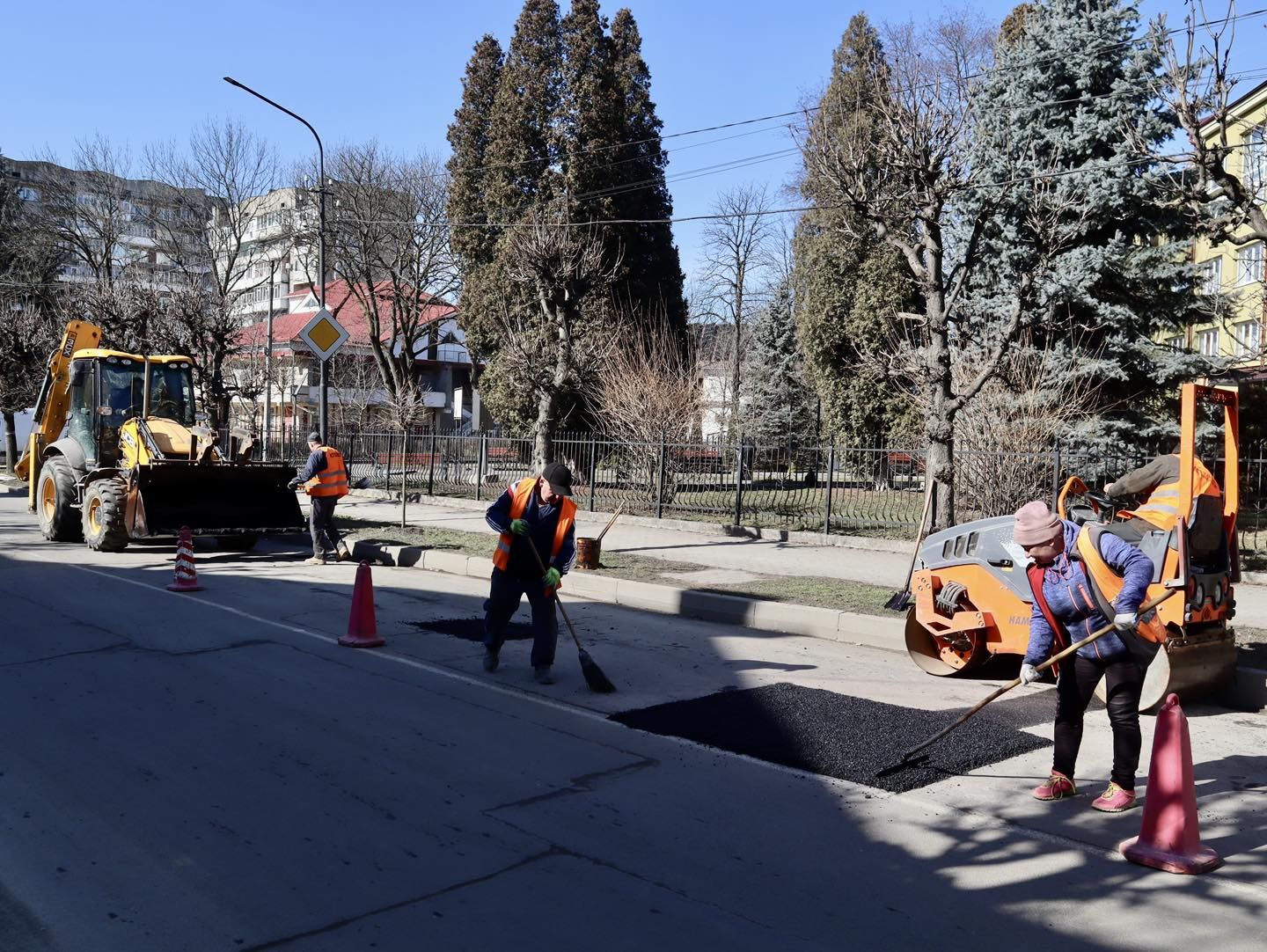 Ремонт дорожнього покриття по вулиці Січових Стрільців у Коломиї. Фото: Управління комунального господарства