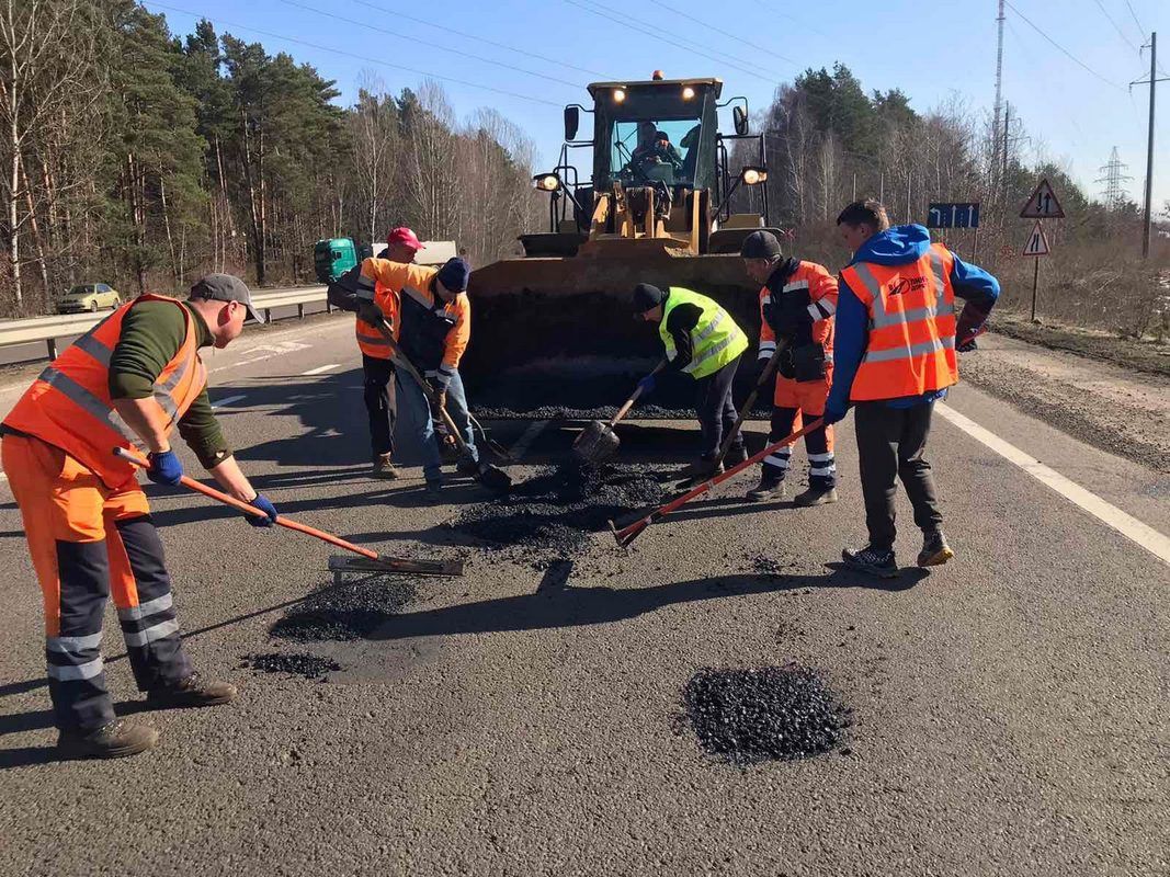 На Прикарпатті взялись ремонтувати дороги державного значення 2