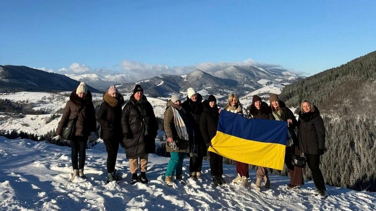 Похід у Карпати з родинами загиблих та зниклих безвісти військових, 2024 рік. Facebook/Тетяна Ременюк