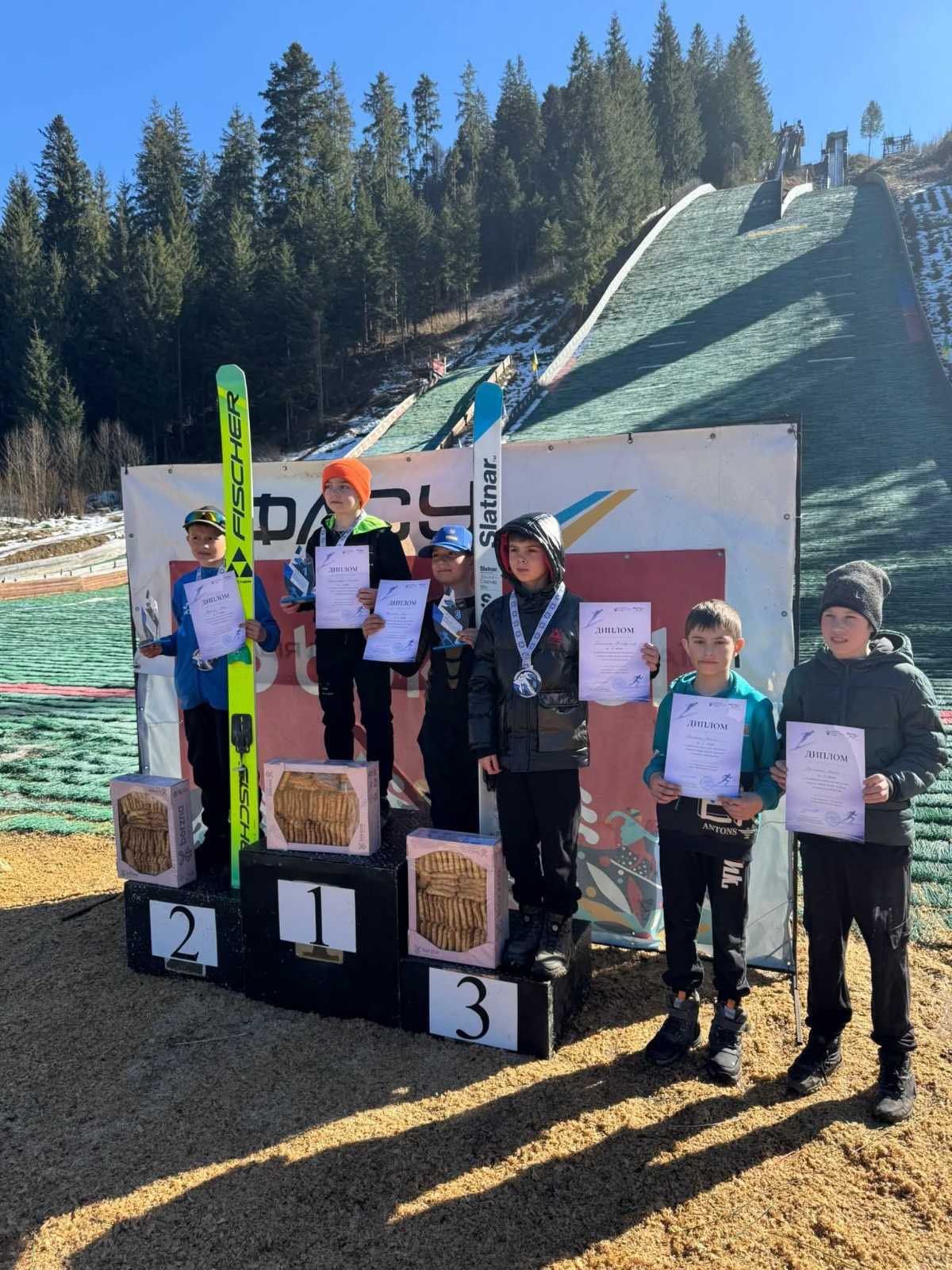 У Ворохті відбувся чемпіонат України з лижного двоборства серед юнаків та дівчат 6