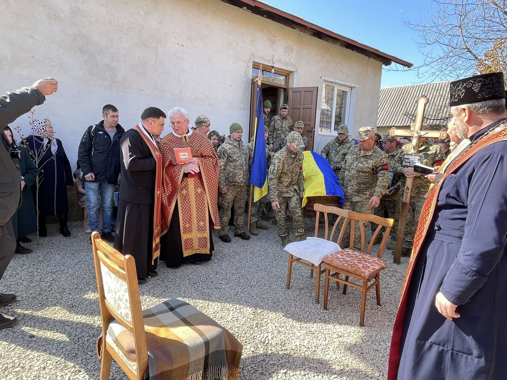 У Надвірній провели в останню дорогу полеглого воїна Ярему Загайкевича 7