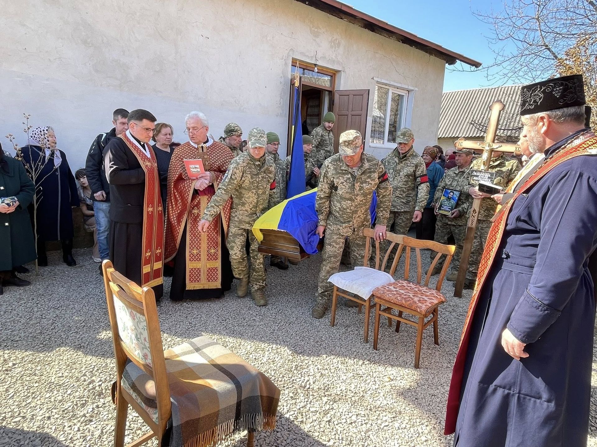У Надвірній провели в останню дорогу полеглого воїна Ярему Загайкевича 6